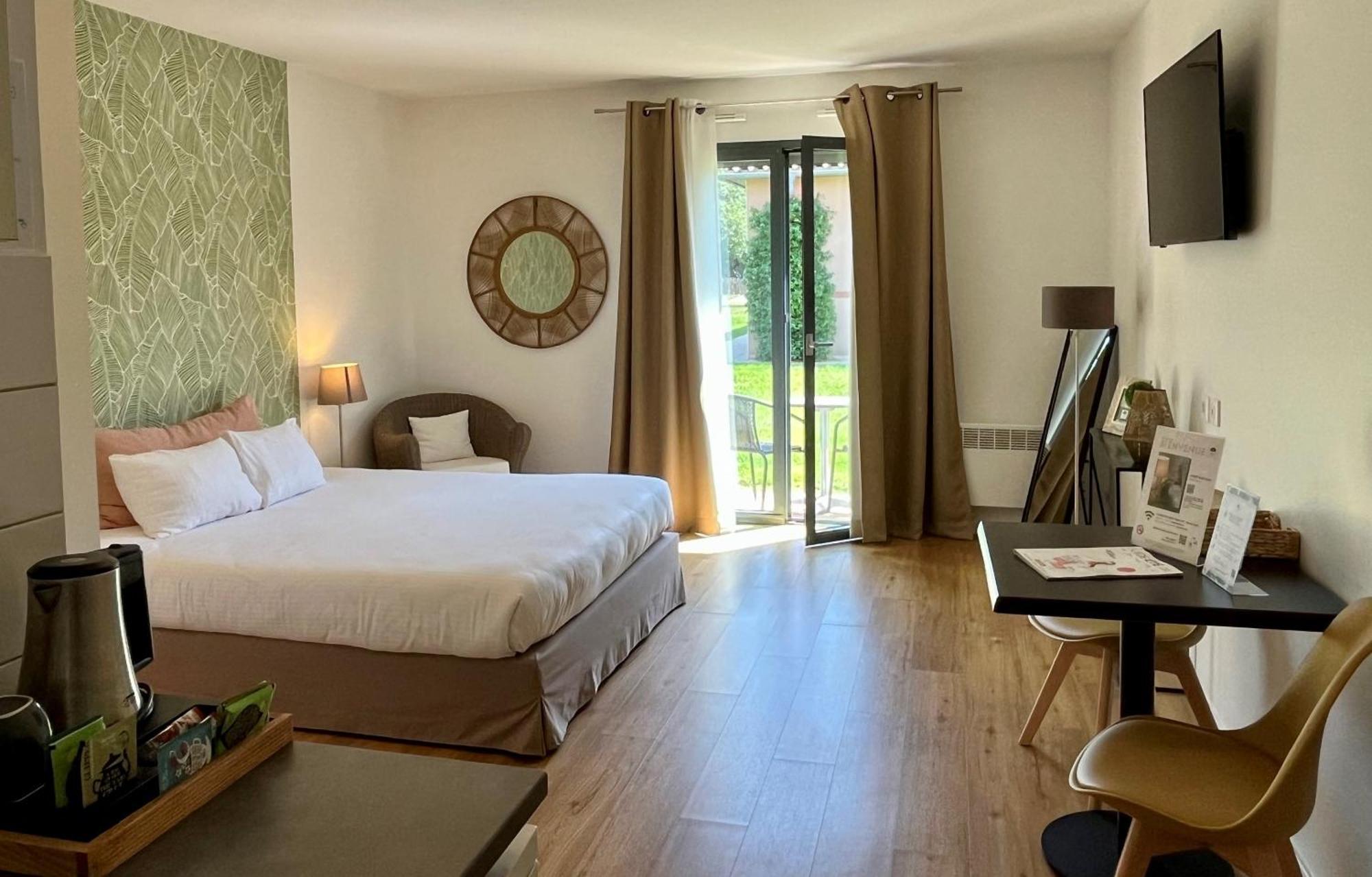 Hotel & Seminaire Le Patio Occitan - Toulouse Ouest - La Ramee Cugnaux Eksteriør bilde