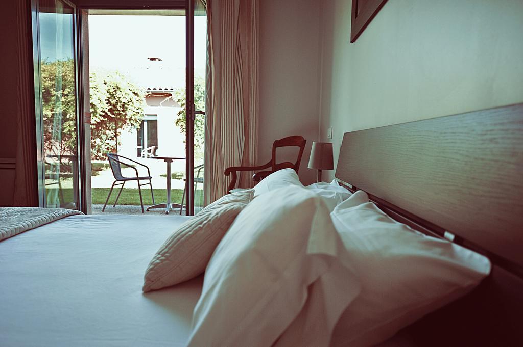 Hotel & Seminaire Le Patio Occitan - Toulouse Ouest - La Ramee Cugnaux Eksteriør bilde